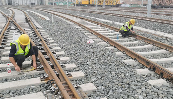 西安地鐵(tiě)9号線使用(yong)公司的預(yu)應力混凝(níng)土軌枕産(chan)品