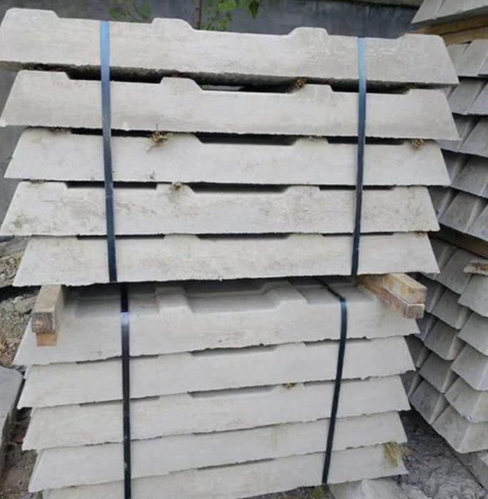 陝西混凝土橋(qiao)枕和木枕的特(tè)點你知道多少(shao)?